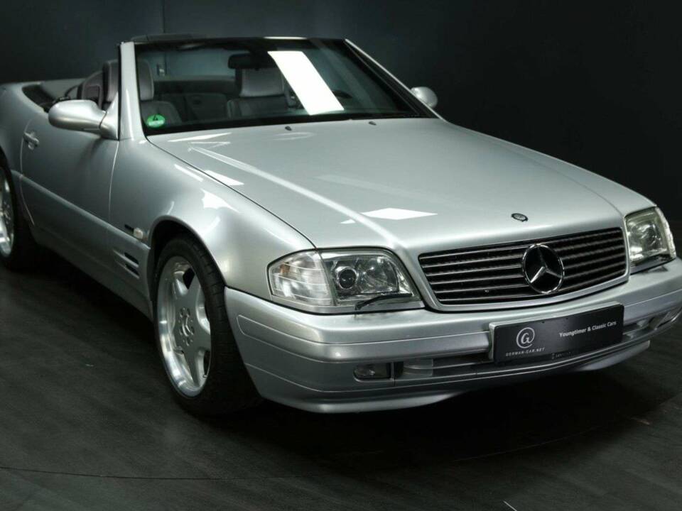Image 8/49 of Mercedes-Benz SL 500 (2001)