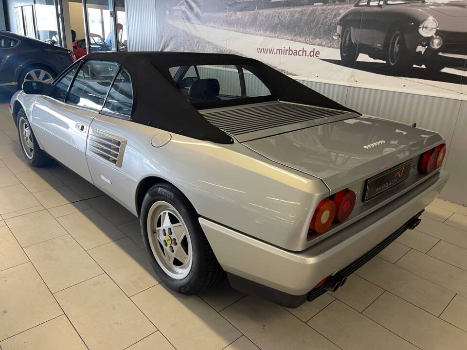 Immagine 13/20 di Ferrari Mondial T (1991)