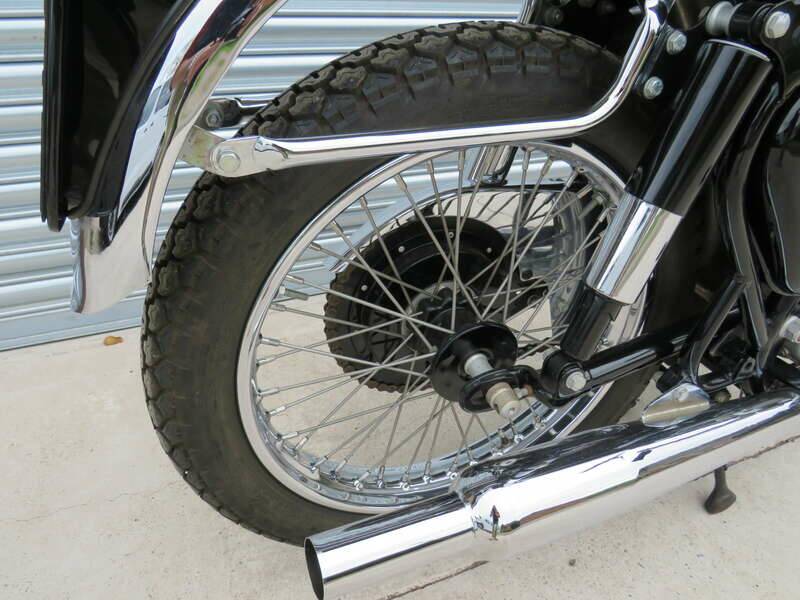 Image 37/45 of BSA DB 32 Gold Star (1959)