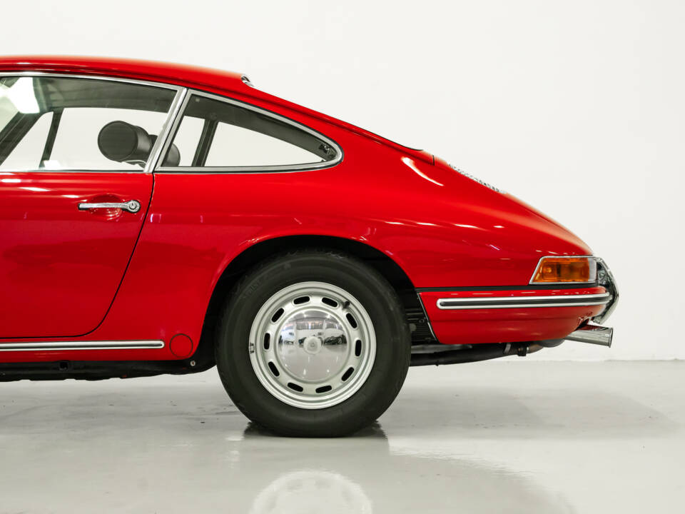 Bild 10/37 von Porsche 911 2.0 (1965)