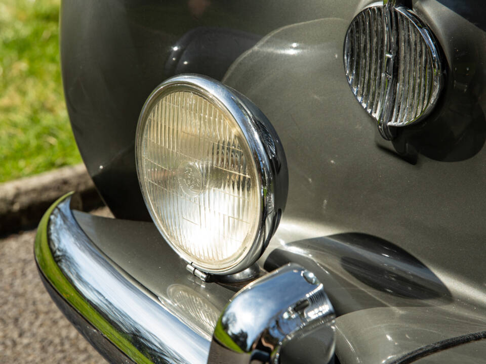 Image 26/38 of Rolls-Royce Silver Dawn (1954)