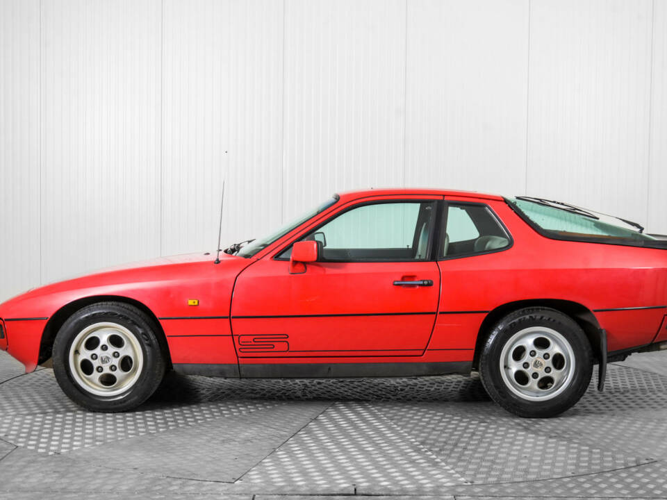 Immagine 9/50 di Porsche 924 S (1987)