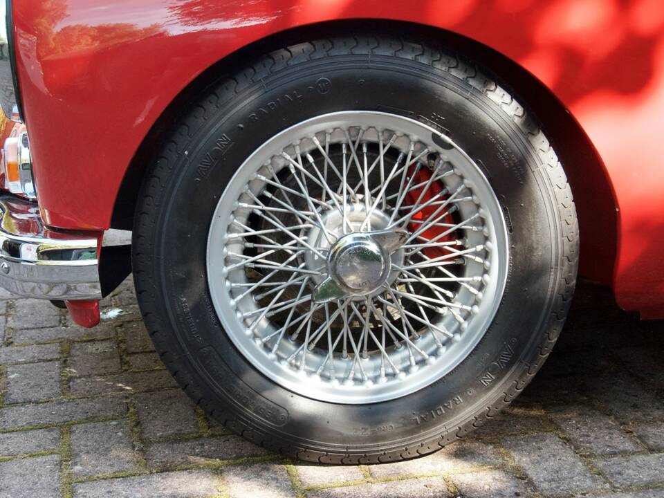 Imagen 7/18 de MG MGA 1600 (1962)