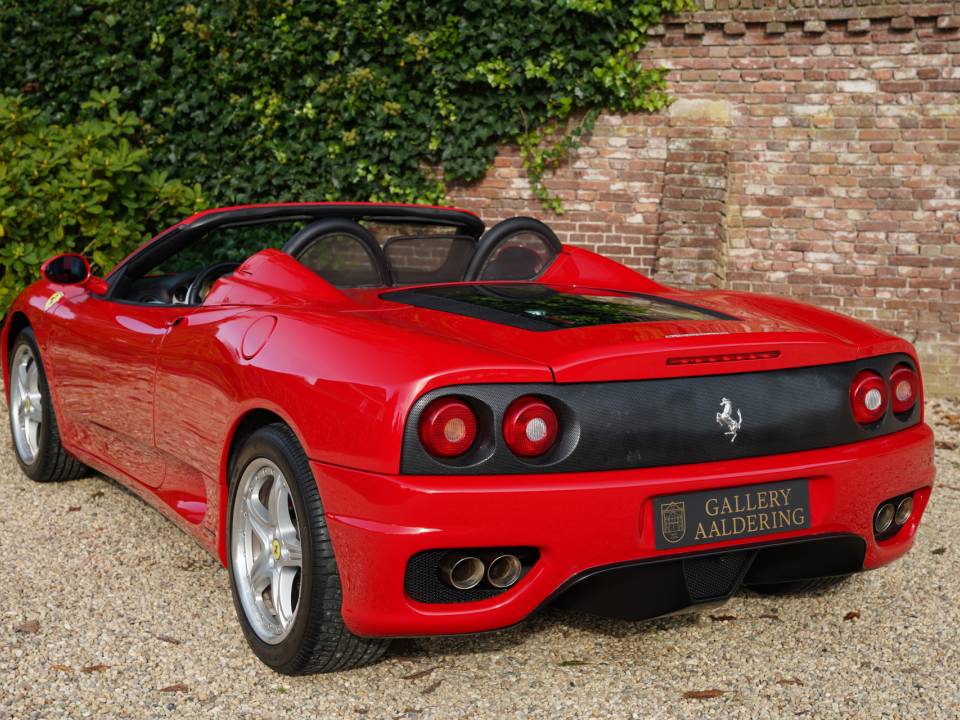 Immagine 18/50 di Ferrari 360 Spider (2003)