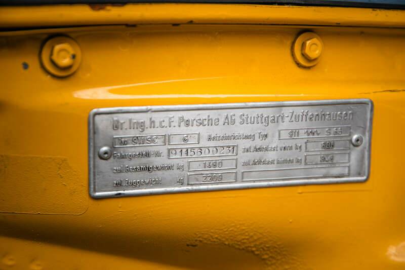 Image 28/50 de Porsche 911 RSR 3.0 (1975)