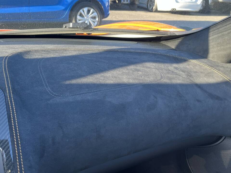 Bild 22/48 von McLaren 650S Spider (2014)