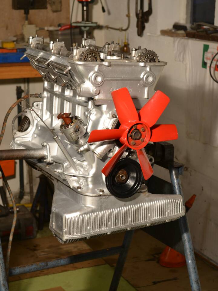 Image 16/20 of Alfa Romeo Giulia 1600 TI (1967)