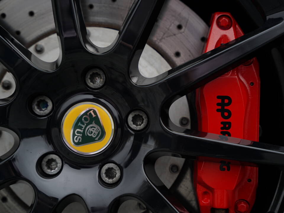 Immagine 32/50 di Lotus Evora GT410 Sport (2019)