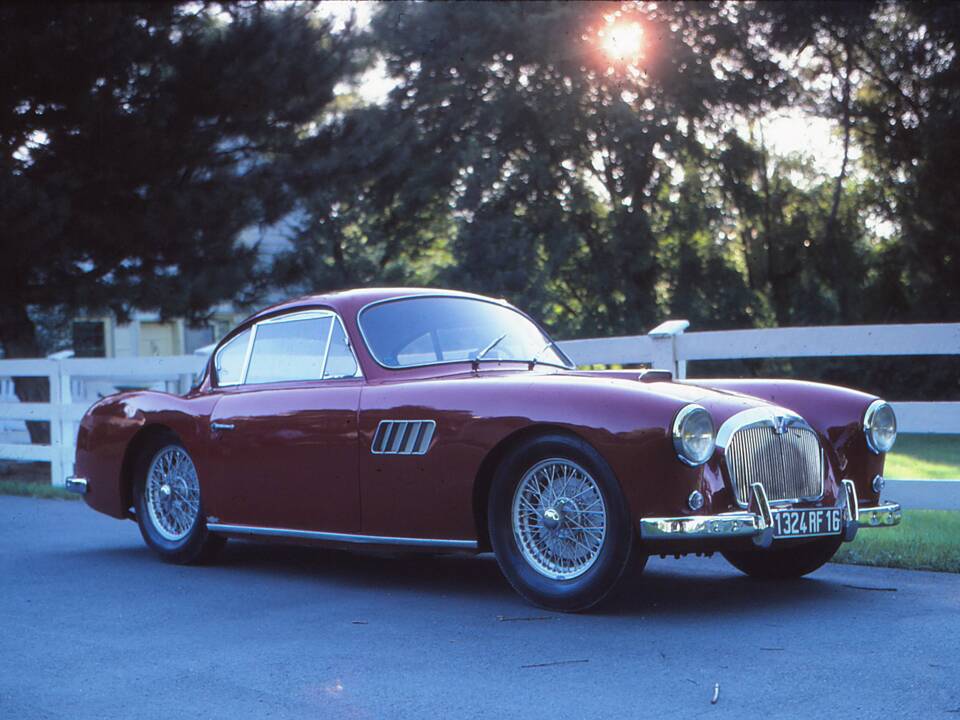 Image 23/36 of Talbot-Lago 2500 Coupé T14 LS (1962)