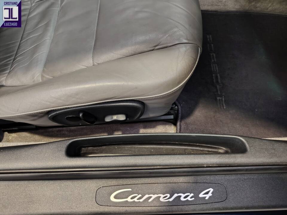 Bild 45/93 von Porsche 911 Carrera 4 (1998)