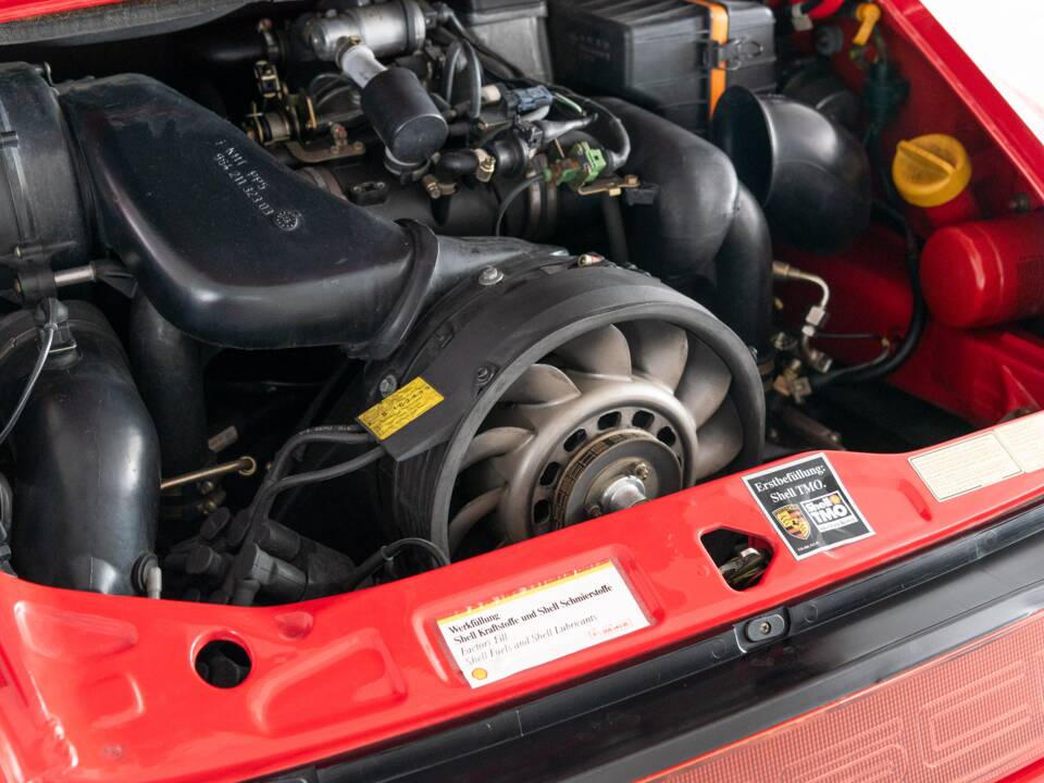 Image 40/40 of Porsche 911 Carrera RS (1992)
