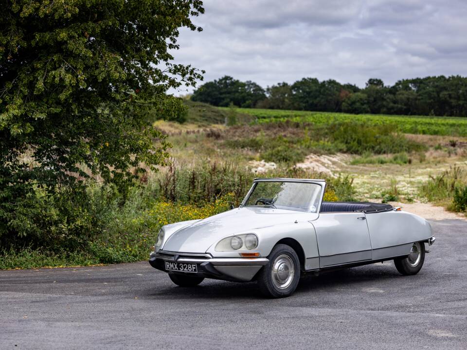 Bild 11/50 von Citroën ID 19 Usine (1967)