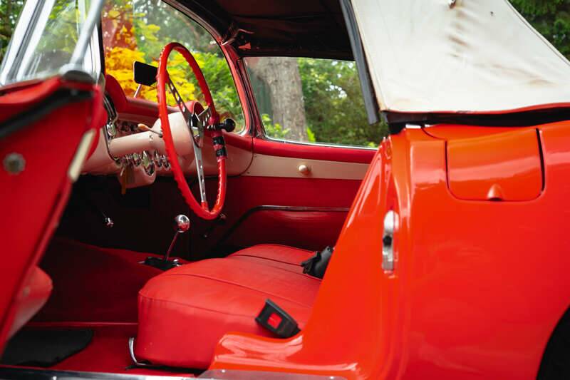 Image 26/34 of Chevrolet Corvette (1957)