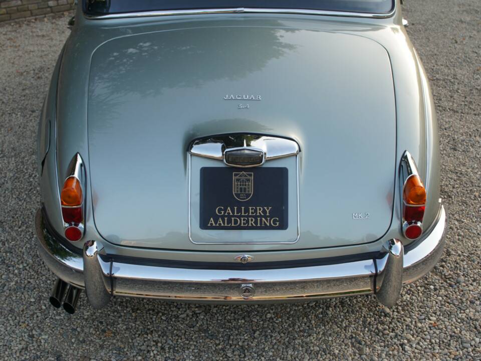 Bild 45/50 von Jaguar Mk II 3.4 (1964)