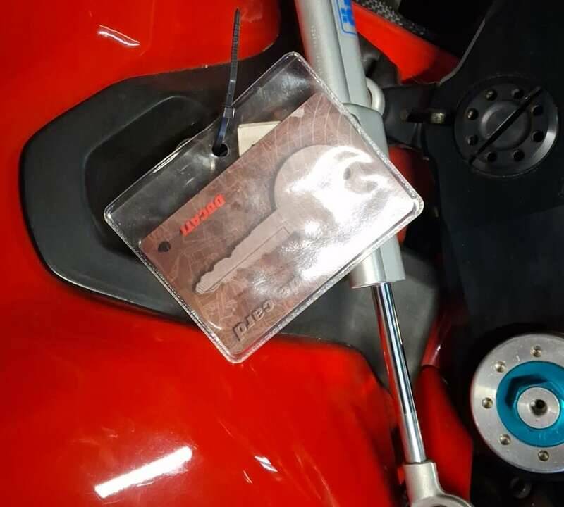 Bild 44/46 von Ducati 1098 R (2008)