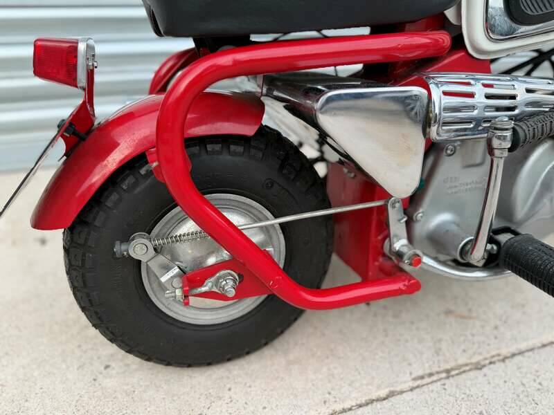 Bild 21/26 von Honda CZ 100 (1963)