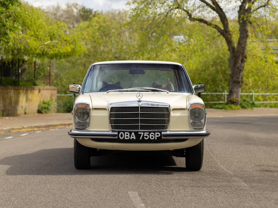 Imagen 22/40 de Mercedes-Benz 230/4 (1976)