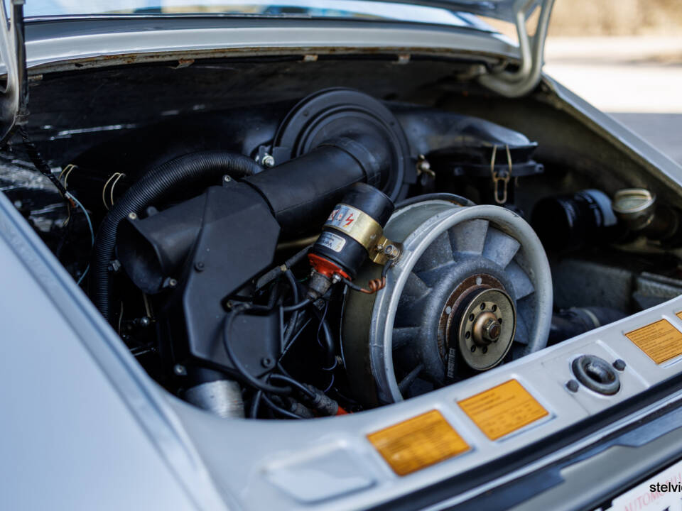 Bild 37/38 von Porsche 911 2.4 T (1973)