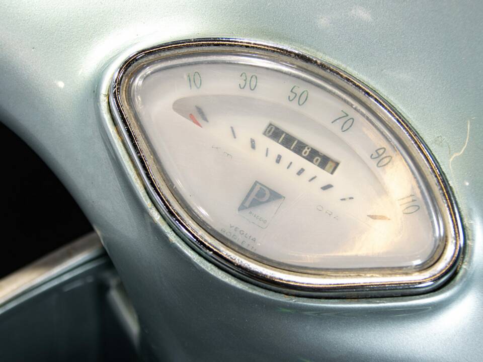 Bild 29/35 von Piaggio Vespa 150 (1960)