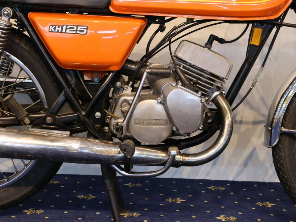 Immagine 10/29 di Kawasaki KH 125 (1981)