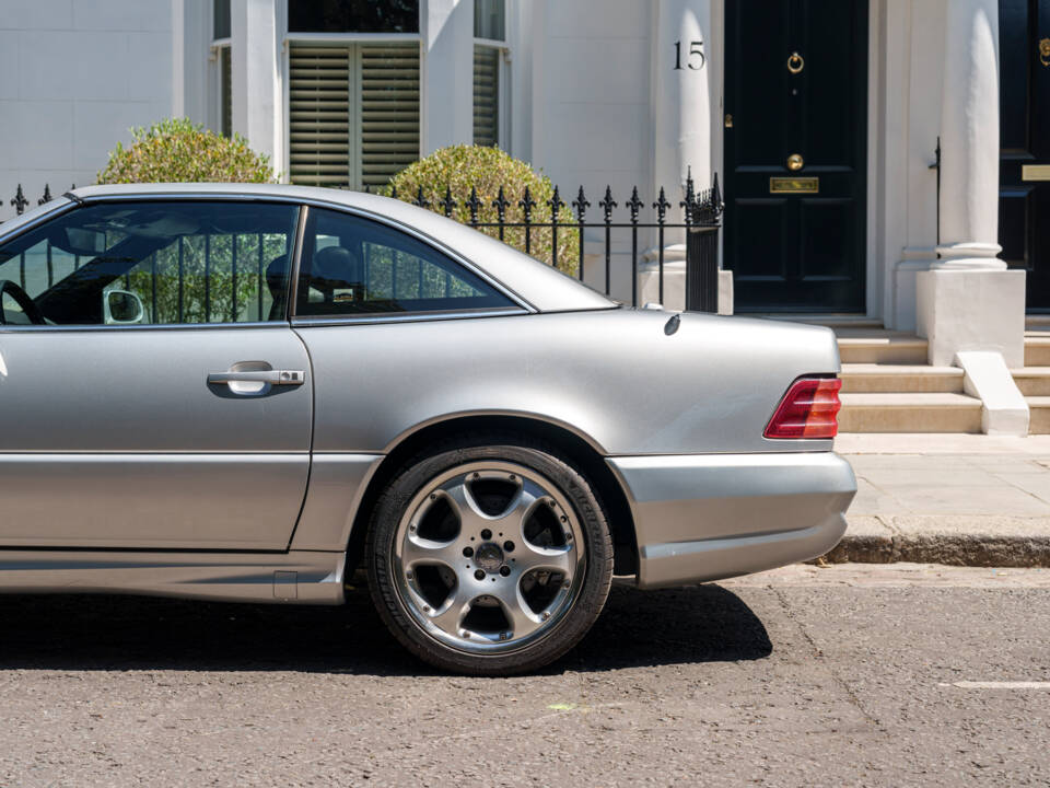 Bild 13/33 von Mercedes-Benz SL 600 (2002)
