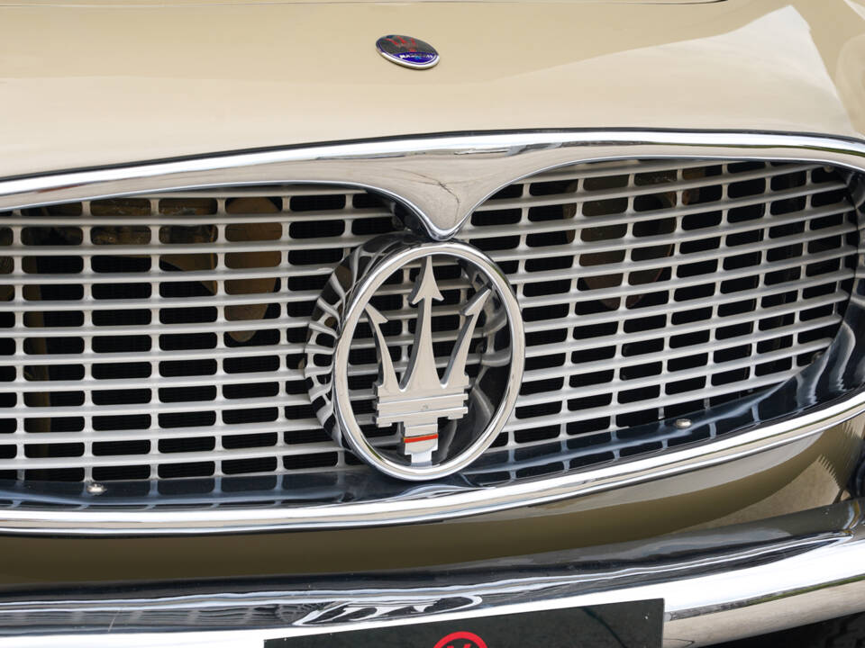 Image 21/75 of Maserati 3500 GT Touring (1960)