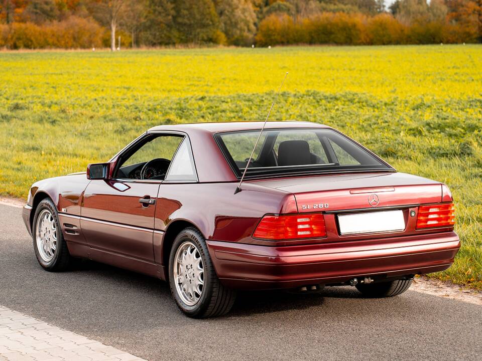 Image 7/47 of Mercedes-Benz SL 280 (1996)