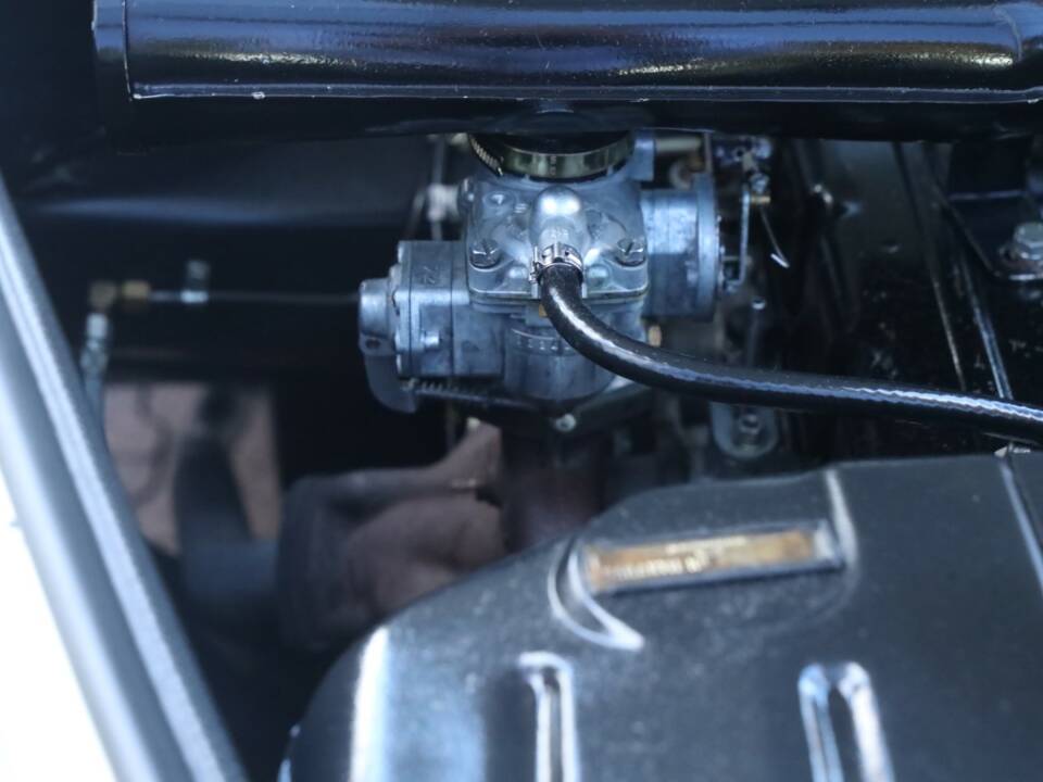 Image 48/50 of SIMCA 8 Sport (1950)