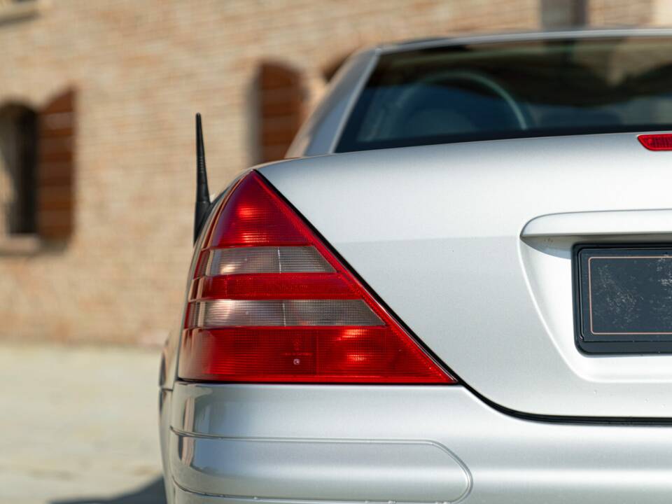 Afbeelding 15/50 van Mercedes-Benz SLK 200 (1997)