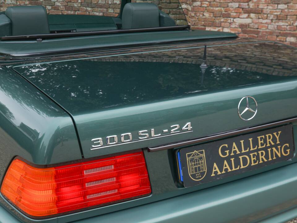 Obraz 35/50 pojazdu Mercedes-Benz 300 SL-24 (1992)