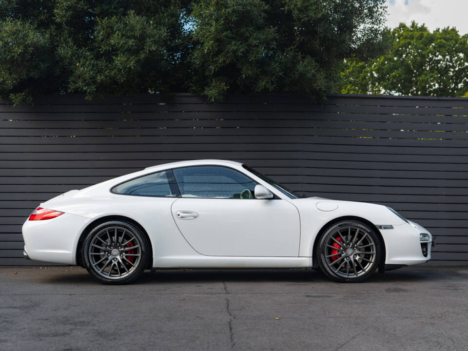 Imagen 5/41 de Porsche 911 Carrera S (2009)