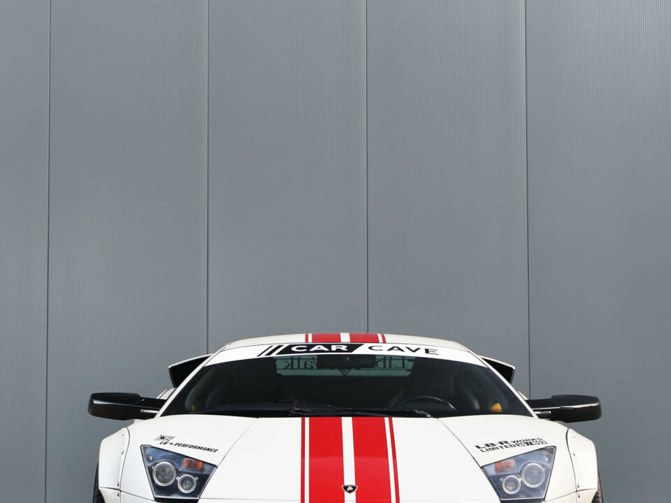 Afbeelding 42/82 van Lamborghini Murciélago (2002)