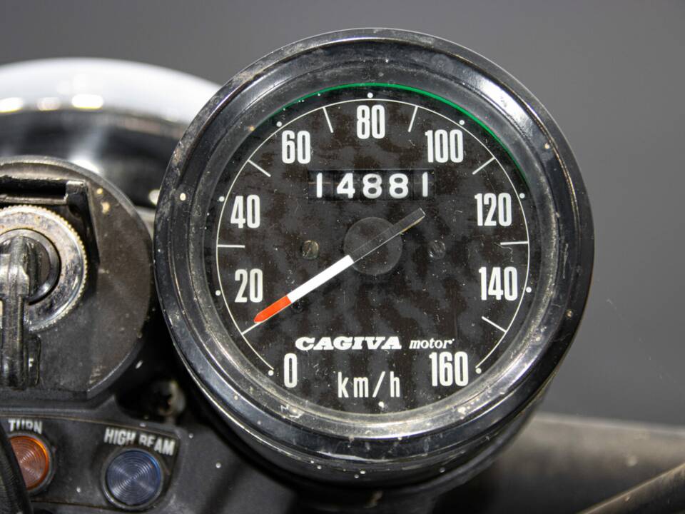 Image 16/50 of Cagiva SST 125 (1982)