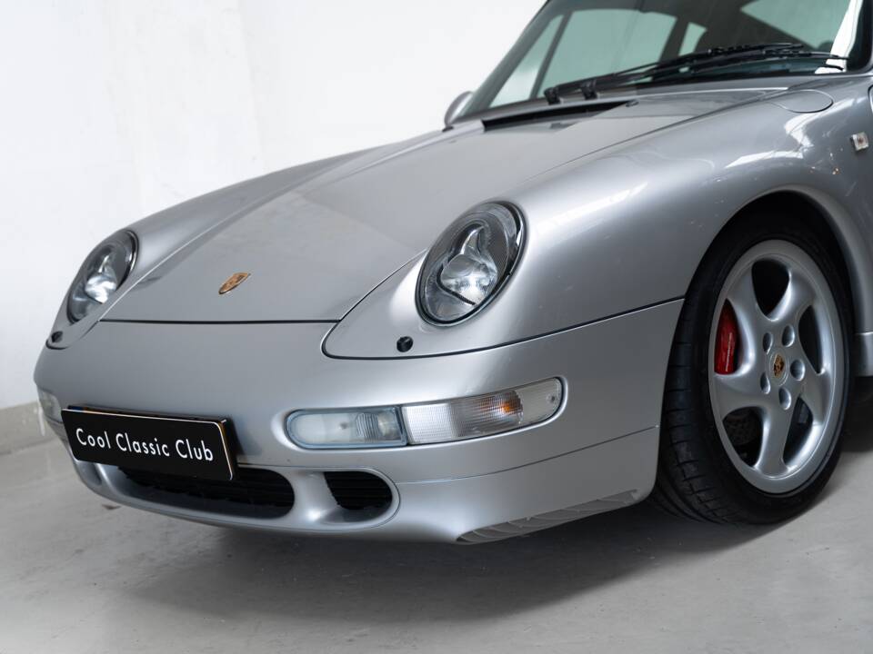 Bild 23/39 von Porsche 911 Carrera 4S (1997)