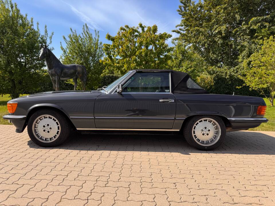 Imagen 75/93 de Mercedes-Benz 300 SL (1988)
