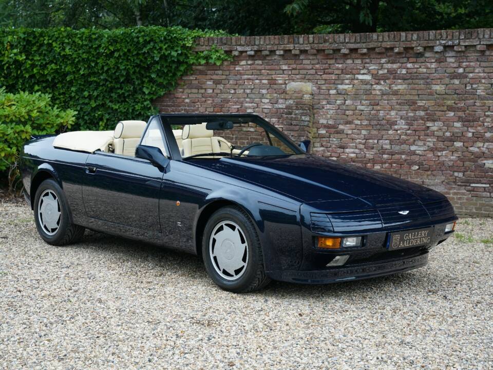 Bild 27/50 von Aston Martin V8 Zagato Vantage Volante (1990)