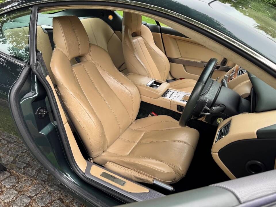 Image 23/43 of Aston Martin DB 9 (2008)