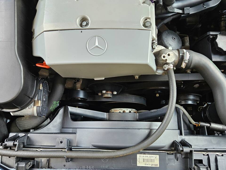 Afbeelding 26/32 van Mercedes-Benz CLK 230 Kompressor (2001)