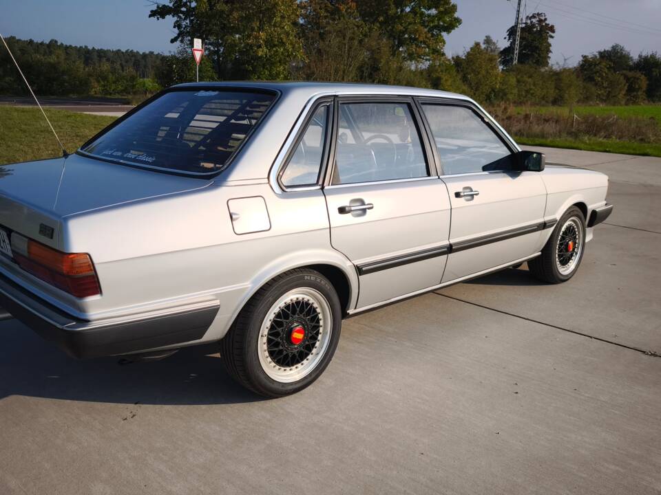 Image 8/94 de Audi 80 CD 5S (1982)