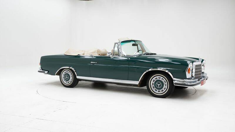 Image 3/15 of Mercedes-Benz 280 SE (1970)