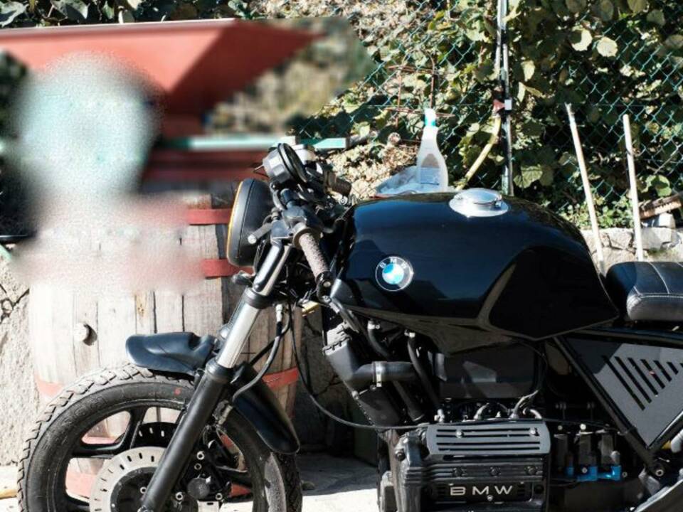 Image 4/9 of BMW DUMMY (1987)