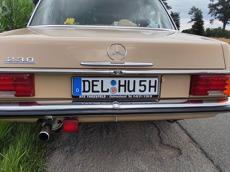 Bild 29/59 von Mercedes-Benz 230&#x2F;4 (1974)