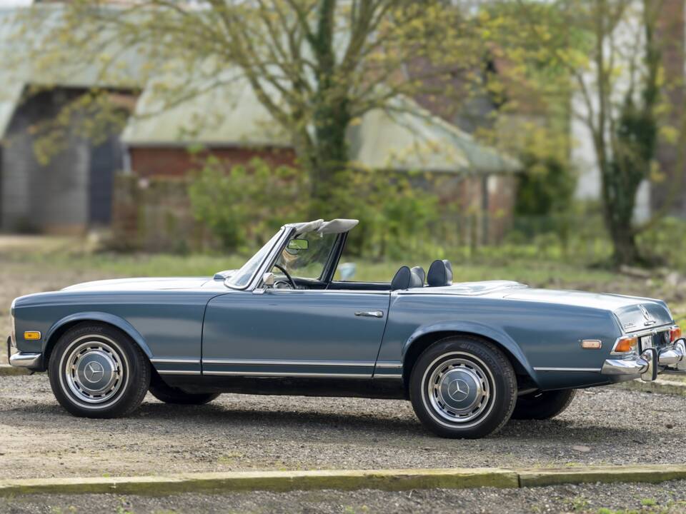 Bild 36/41 von Mercedes-Benz 280 SL (1971)