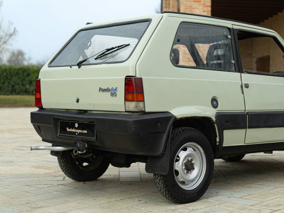 Bild 13/44 von FIAT Panda 4x4 1,0 (1987)