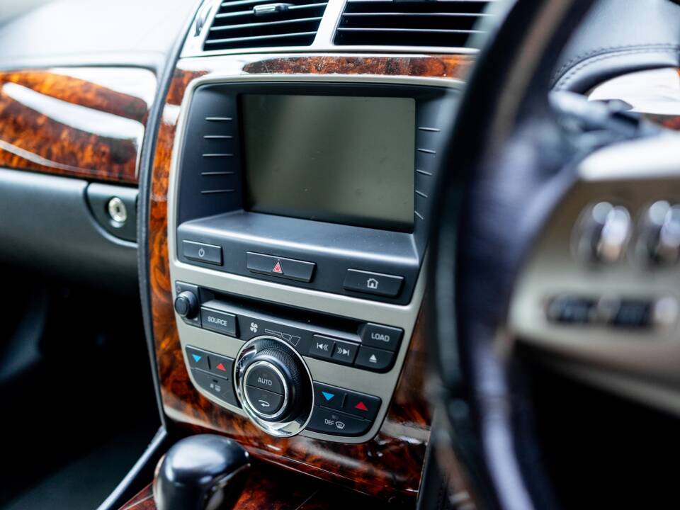 Bild 22/49 von Jaguar XK 4.2 (2006)