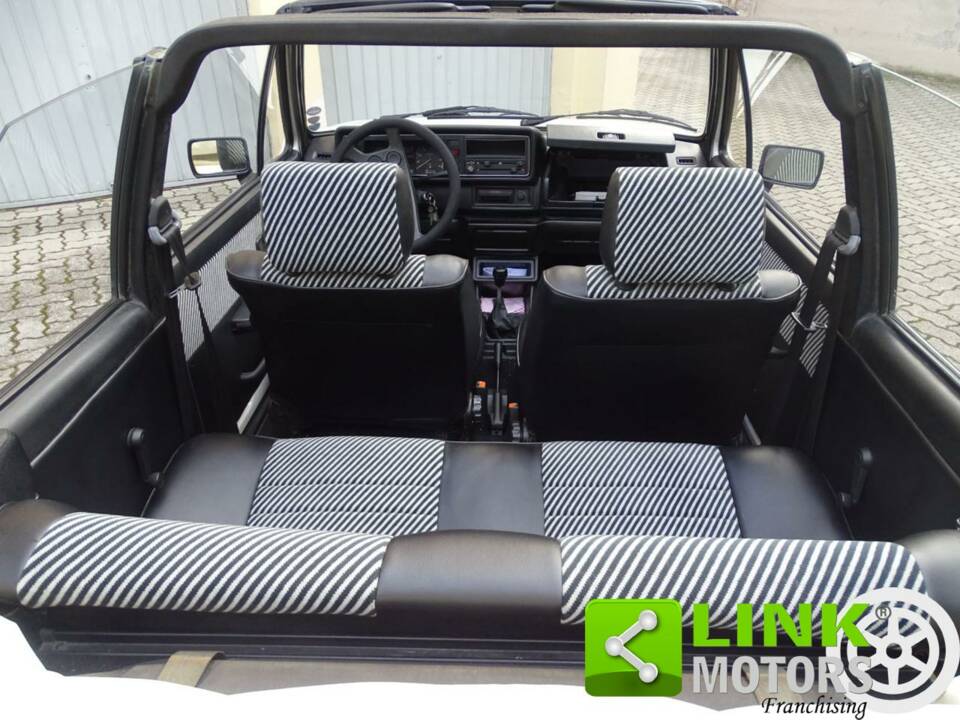 Image 6/10 of Volkswagen Golf Mk I Convertible 1.1 (1982)