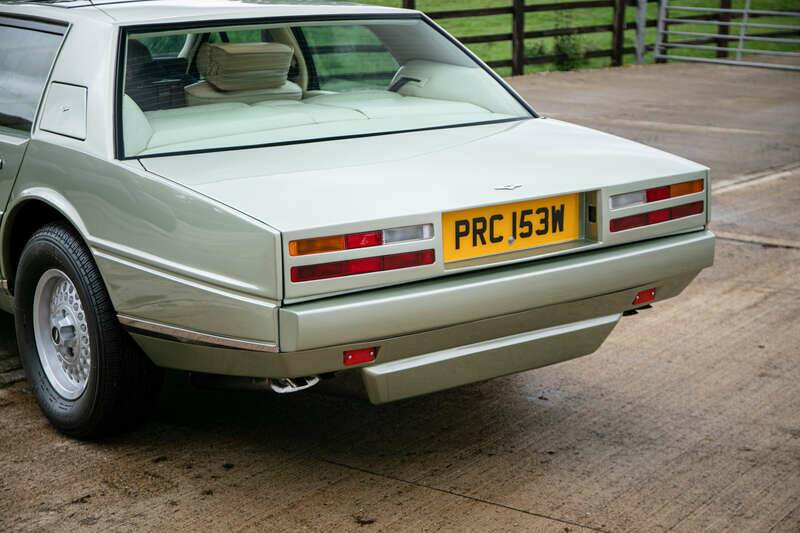 Image 9/39 of Aston Martin Lagonda (1982)