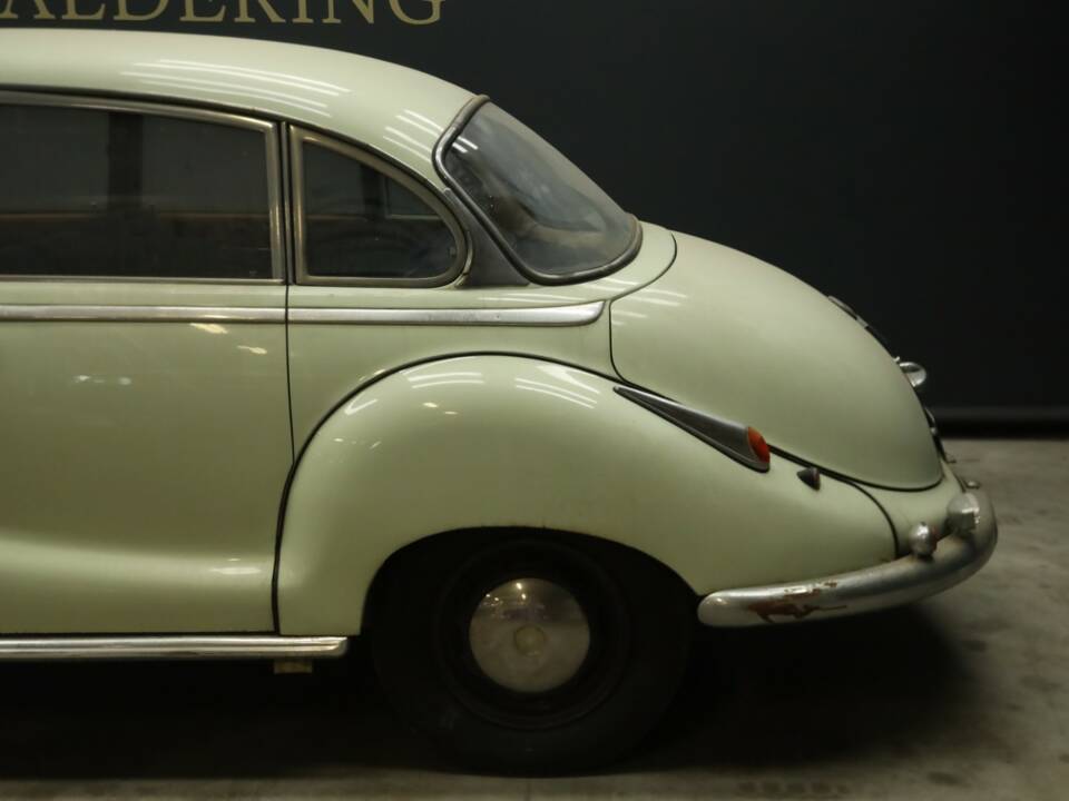 Afbeelding 13/50 van BMW 502 (1956)