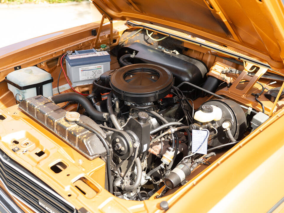 Image 56/57 of Ford Granada Turnier 2,3 (1976)