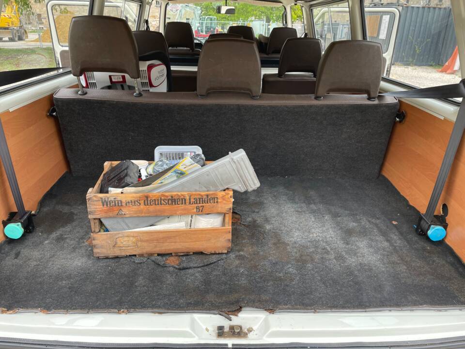 Imagen 30/40 de Volkswagen T3 Kombi 2.0 (1981)